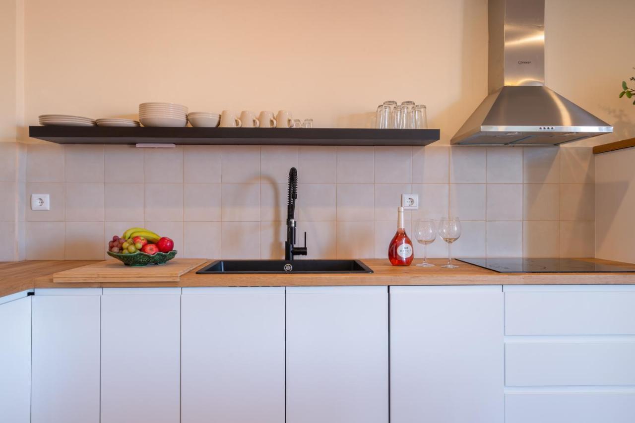 Host Wise - Fantastic Contemporary Flat W Balcony Porto Exterior foto