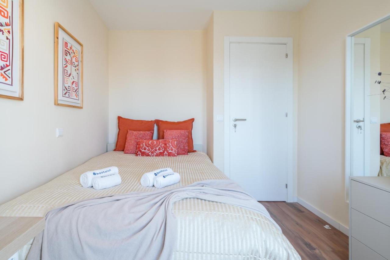 Host Wise - Fantastic Contemporary Flat W Balcony Porto Exterior foto